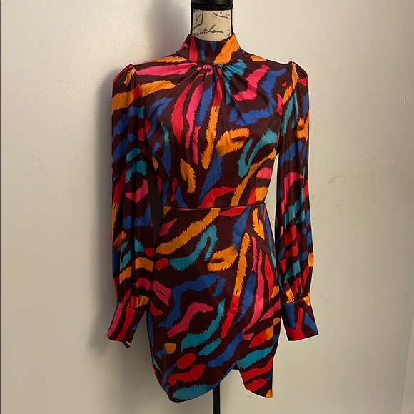 L’ATISTE | Women’s High Neck Cut Out Mini Dress Size Medium M - Picture 2 of 13